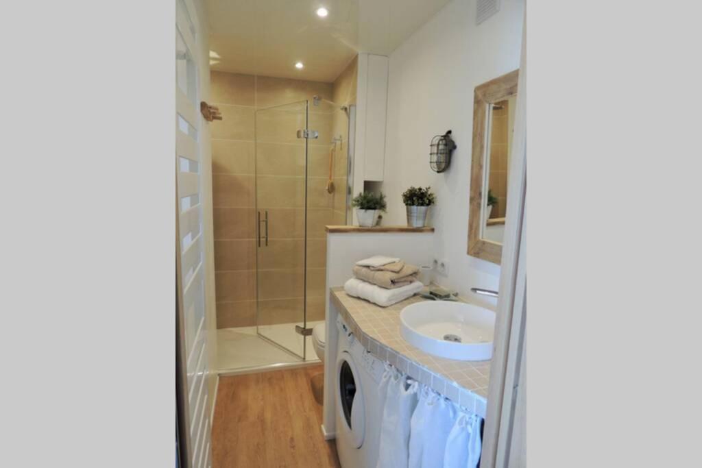 Emplacement Privilegie Pour Ce Bel Appartement Saint-Raphael  Bagian luar foto